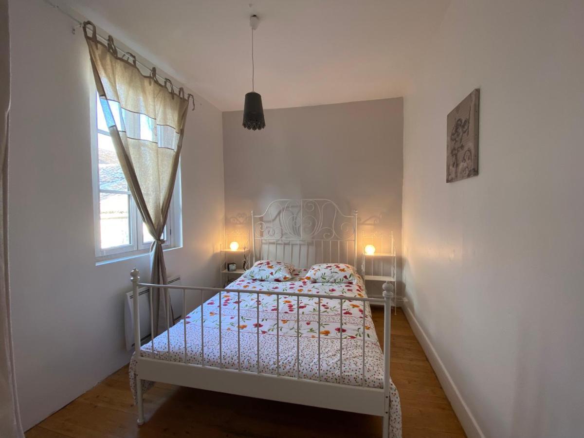 Villa l'ISSIGEACOISE Extérieur photo